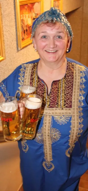 Happy Birthday, liebe Heike! 🥂