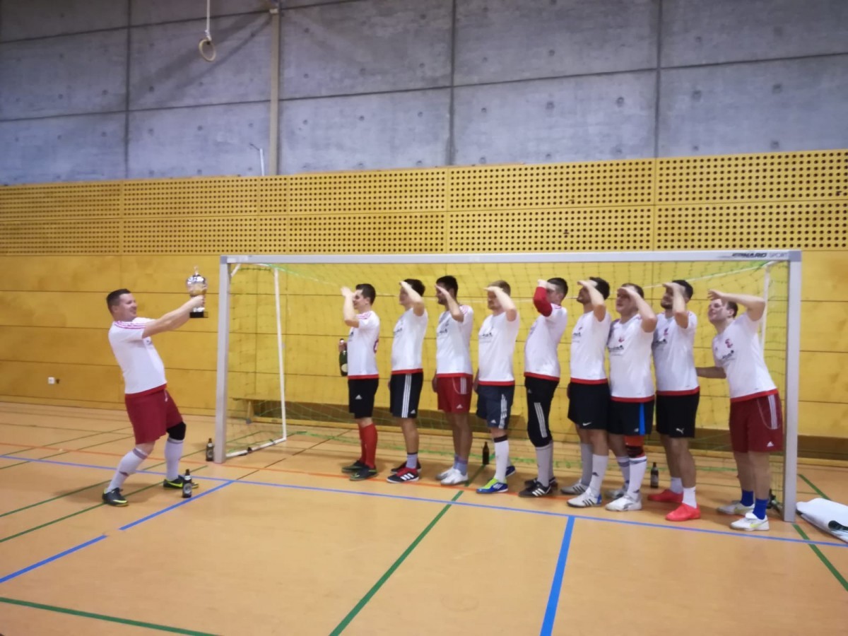 "We Are the Champions" - Der FC Molbitz gewann ...