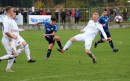 Blau-Weiß dominiert das Derby