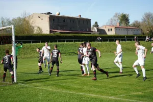 Rückschau: Weitere Bilder vom Spiel unserer Männer in Camburg
