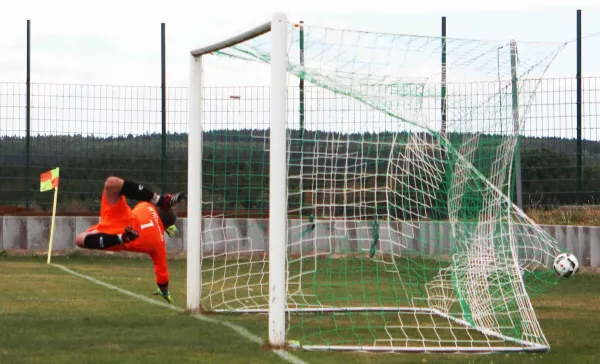 Pokal: SV Moßbach - SV Hermsdorf 5:2 (2:1)