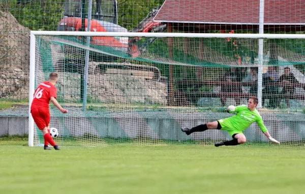 21. ST: SV Moßbach - SG SV Hermsdorf 4:1 (1:0)